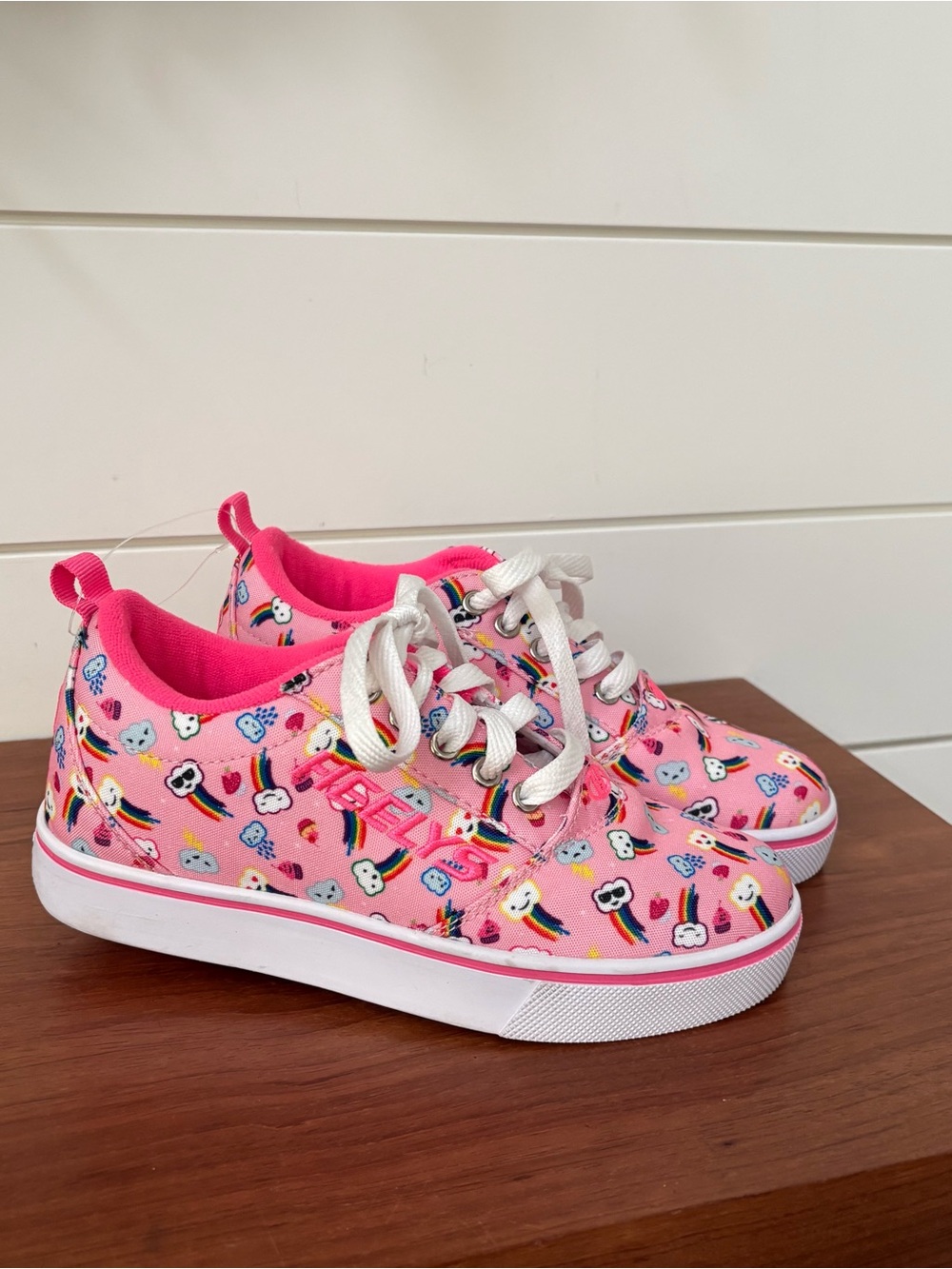 Heelys PRO 20 Prints Pink Rainbow Cloud Roller Skate Sneakers Shoes Youth Sz 3